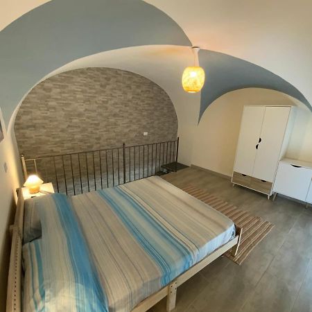 Nuovissimo Appartamento Indipendente Al Centro !! Catania Eksteriør bilde