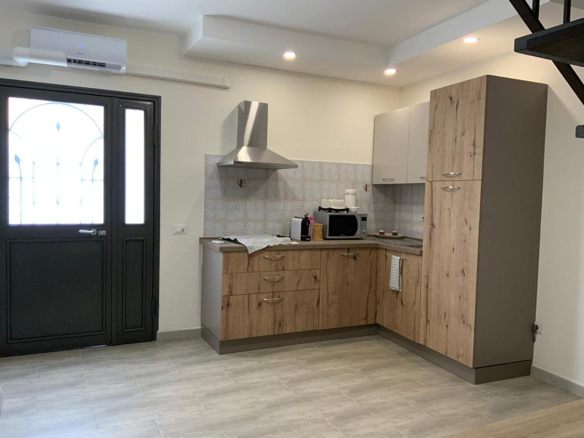 Nuovissimo Appartamento Indipendente Al Centro !! Catania Eksteriør bilde